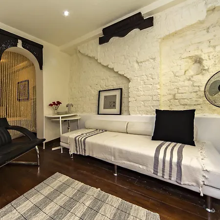 Pancaldi Aparthotel 3*